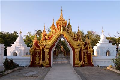 Eingangstor in der Kuthodaw Pagode 